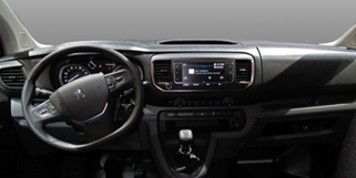 Renting  VOLVO XC40 T2 MOMENTUM PRO AUTOMÁTICO
